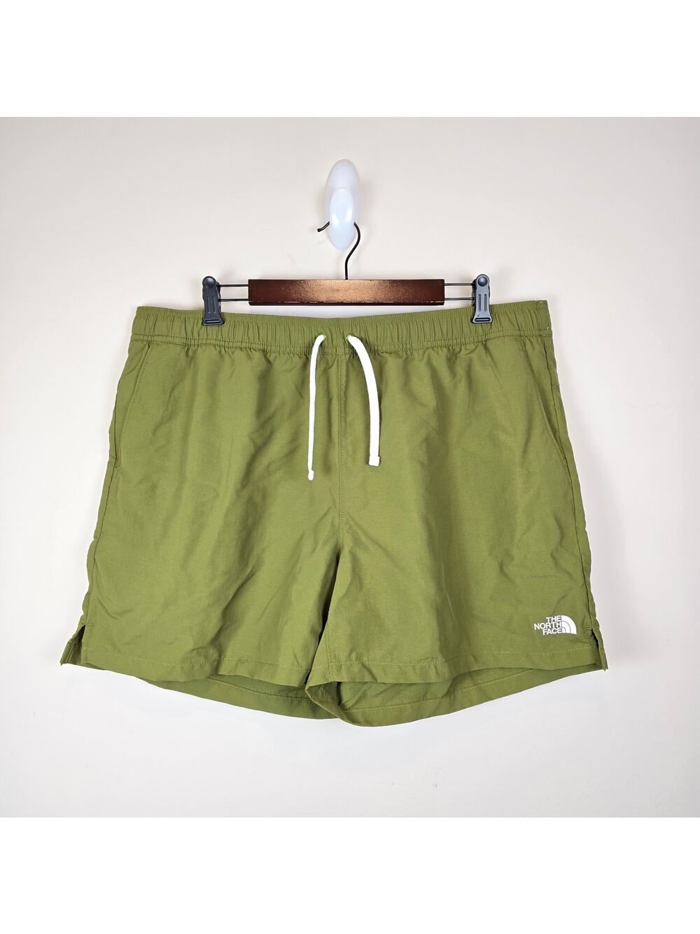 The North Face Mens Size XL Action Shorts 2.0 5" Inseam Forest Olive Flash Dry